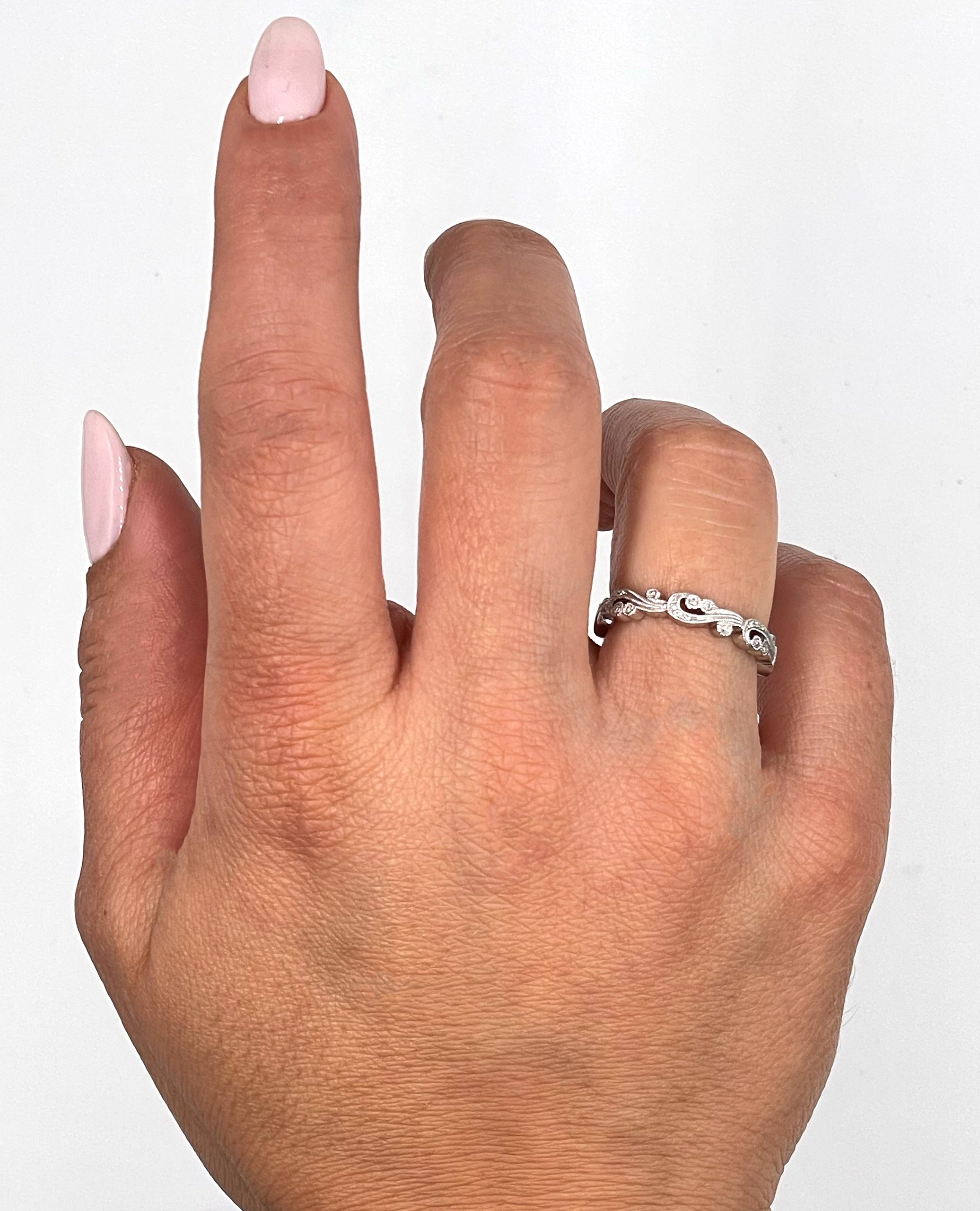 Kirk Kara SS6967-BS1 Angelique 18K White Gold Ring
