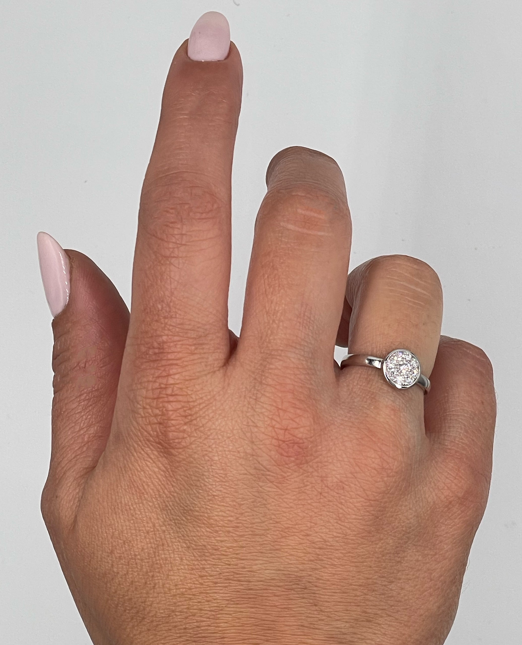 18K White Gold Stackable High Polish Ring with Round Diamonds