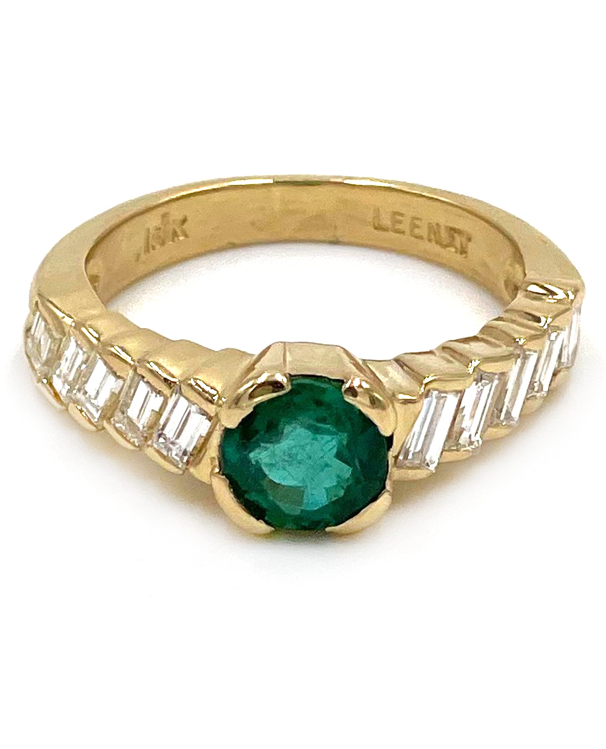18K Yellow Gold Emerald Ring with Baguette Diamonds