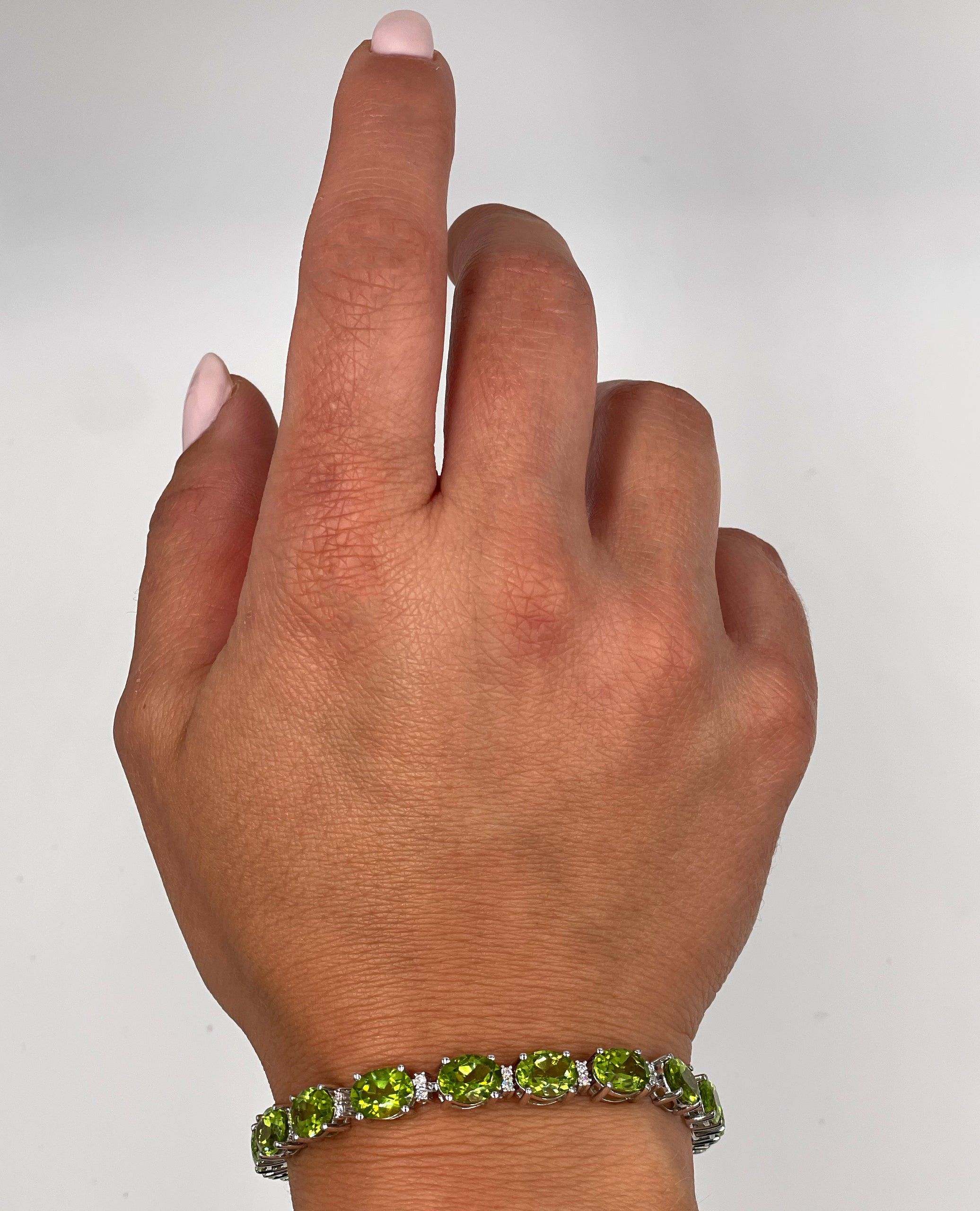 14K White Gold Oval Peridot & Diamond Tennis Bracelet