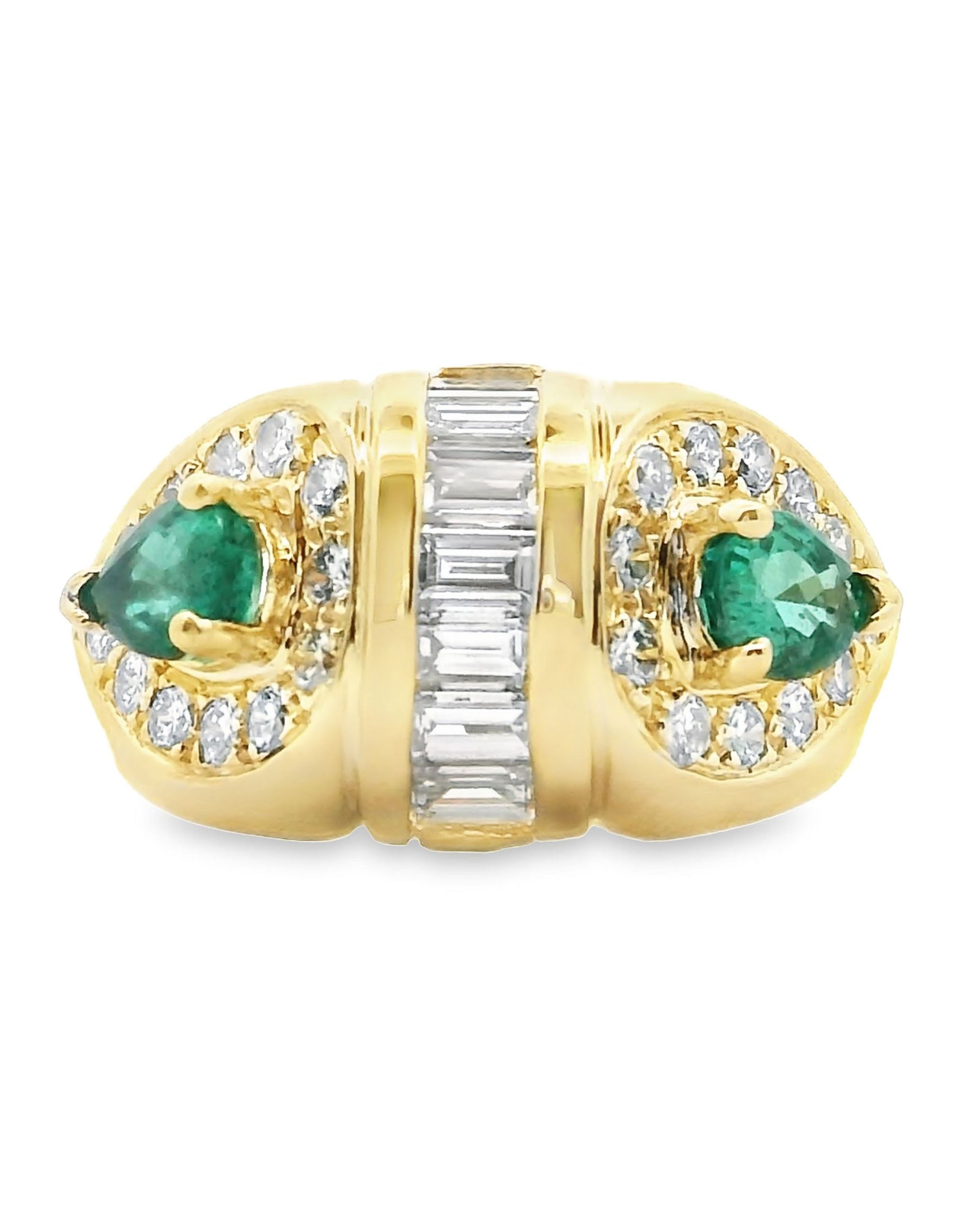 Vintage Pear Shaped Emerald Ring with Baguette & Round Diamonds Set in 18K Yellow Gold