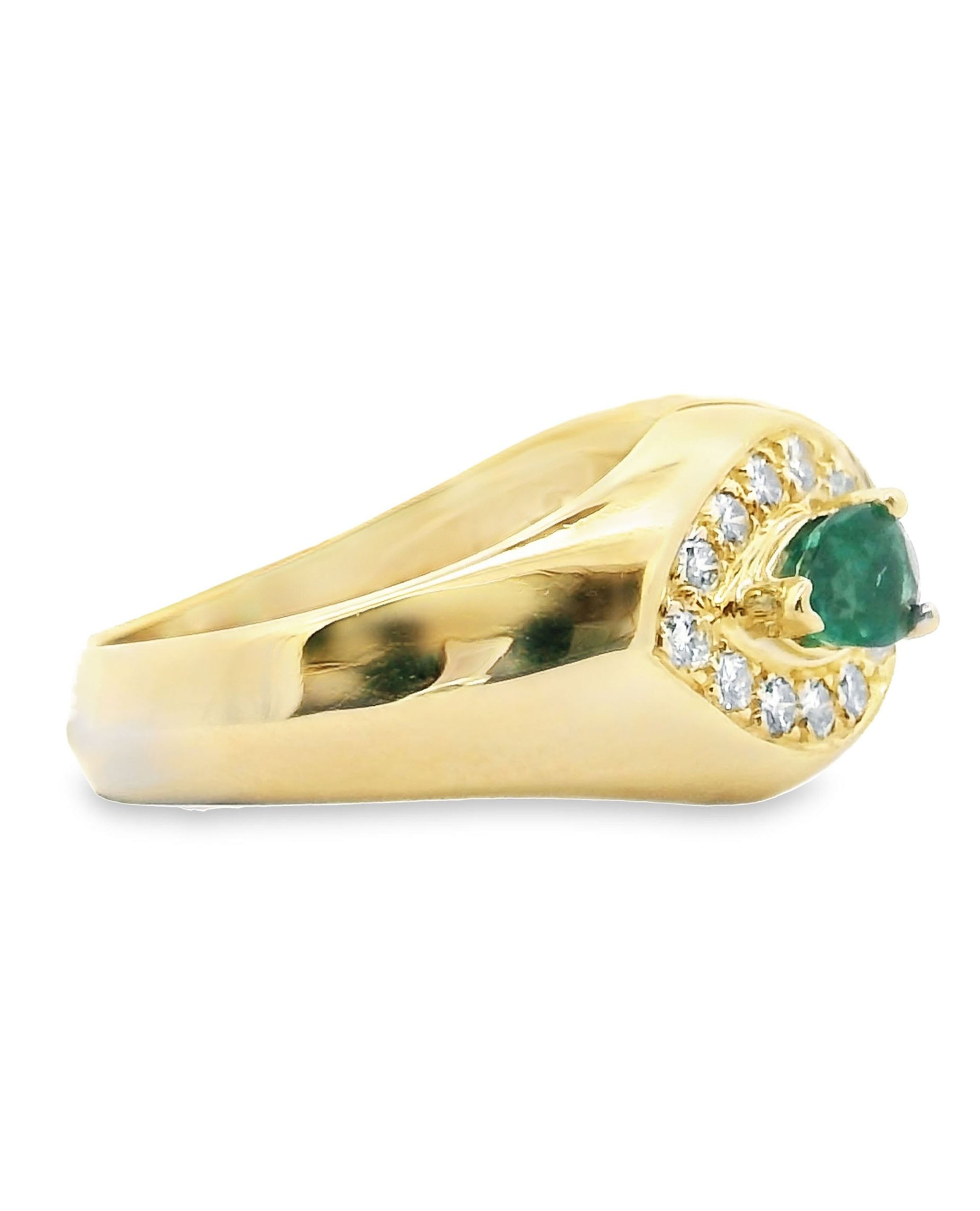 Vintage Pear Shaped Emerald Ring with Baguette & Round Diamonds Set in 18K Yellow Gold