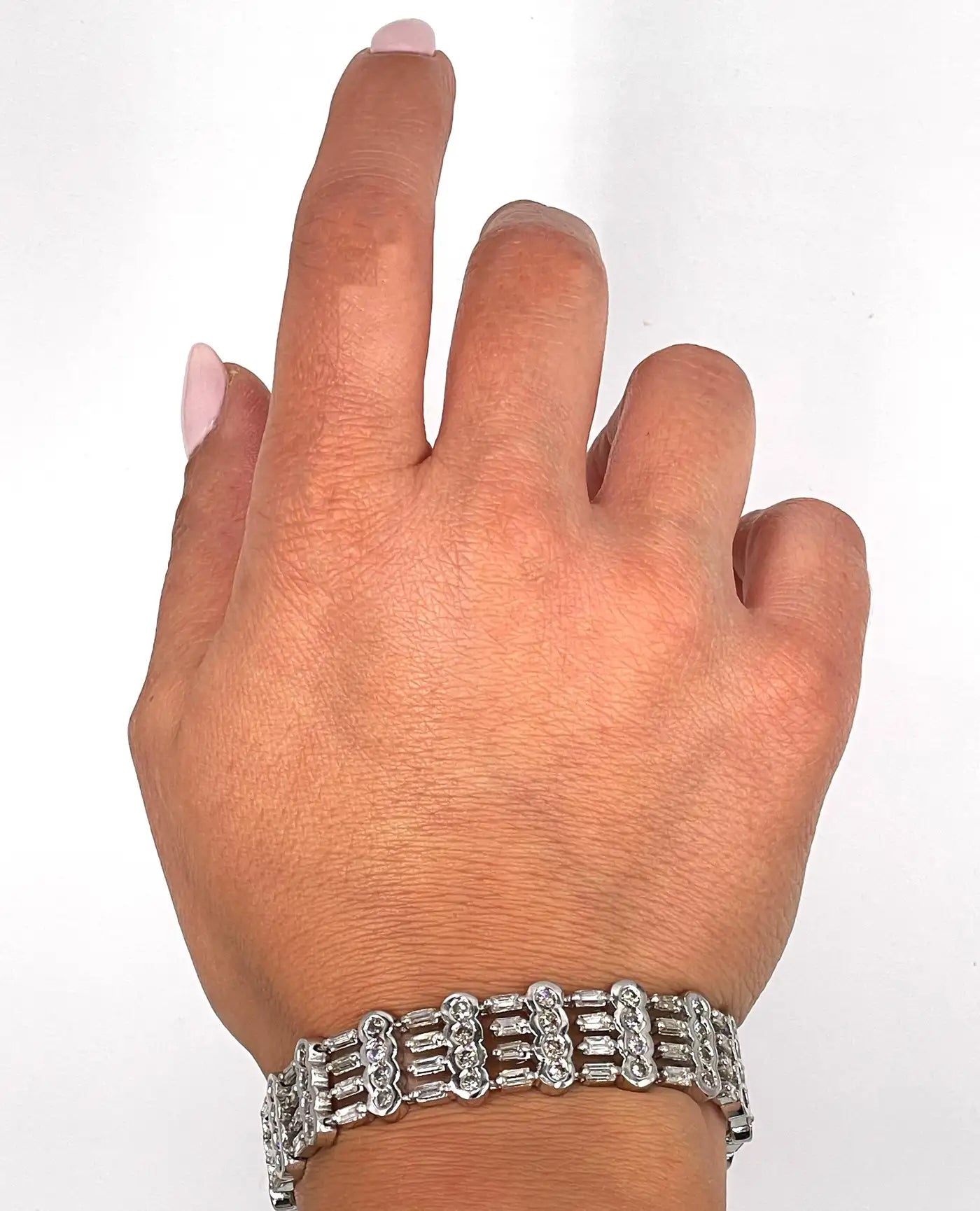 Vintage 18K White Gold Wide Multi-row Bracelet 9.88 Carat Round & Baguette Natural Diamonds
