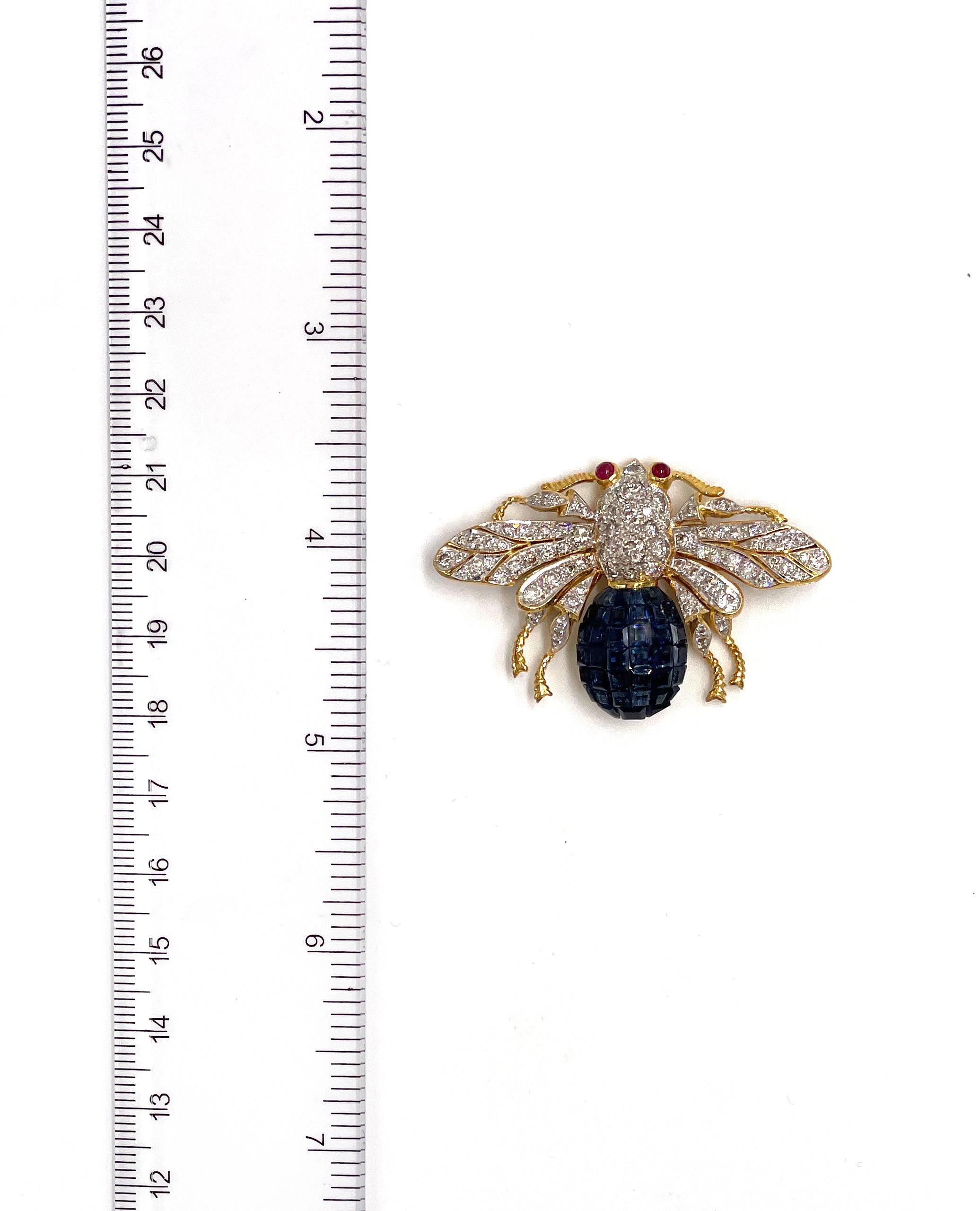 Pre-owned 18K Yellow Gold Deep Intense Blue Sapphire Bee Pin