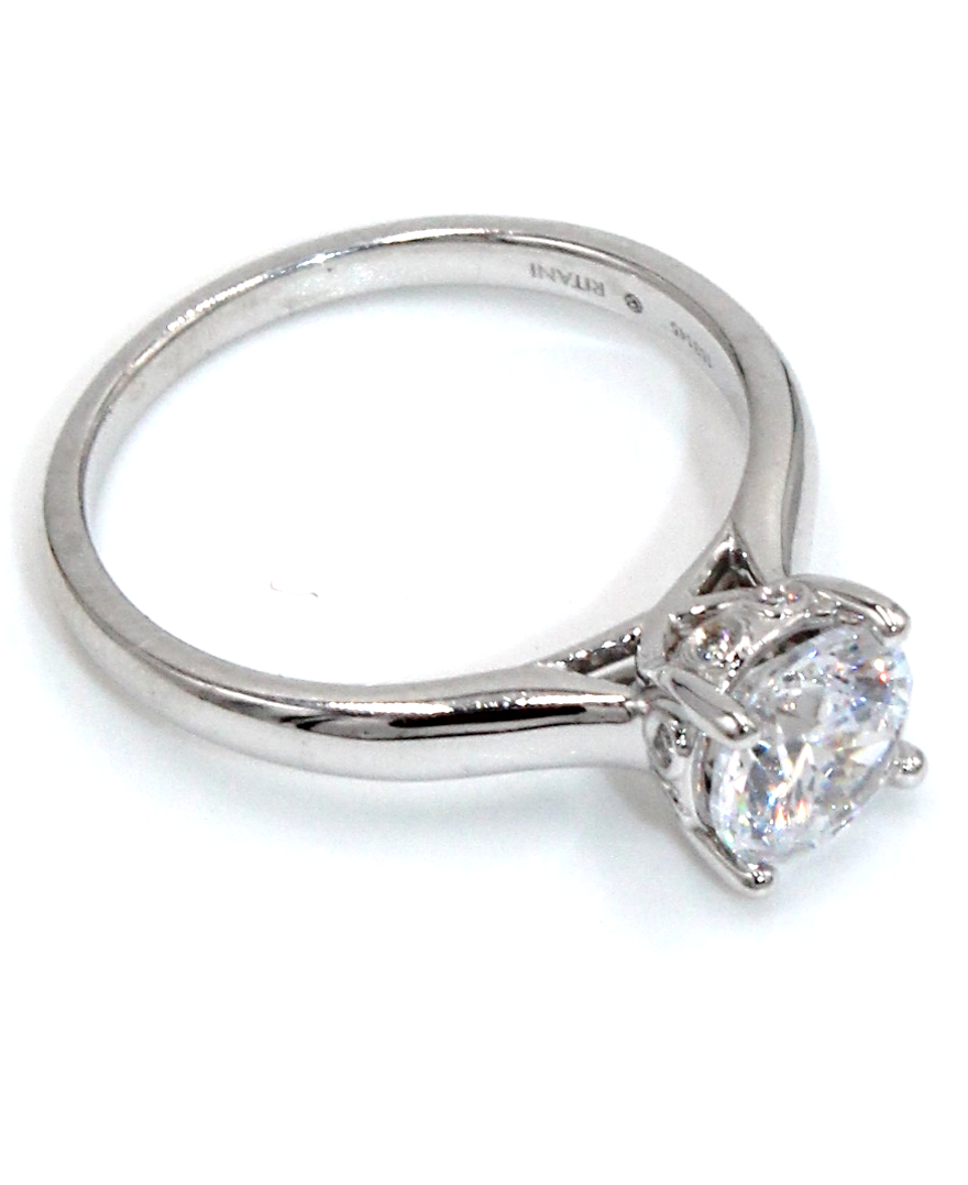 Ritani 1RZ2465 Engagement Ring