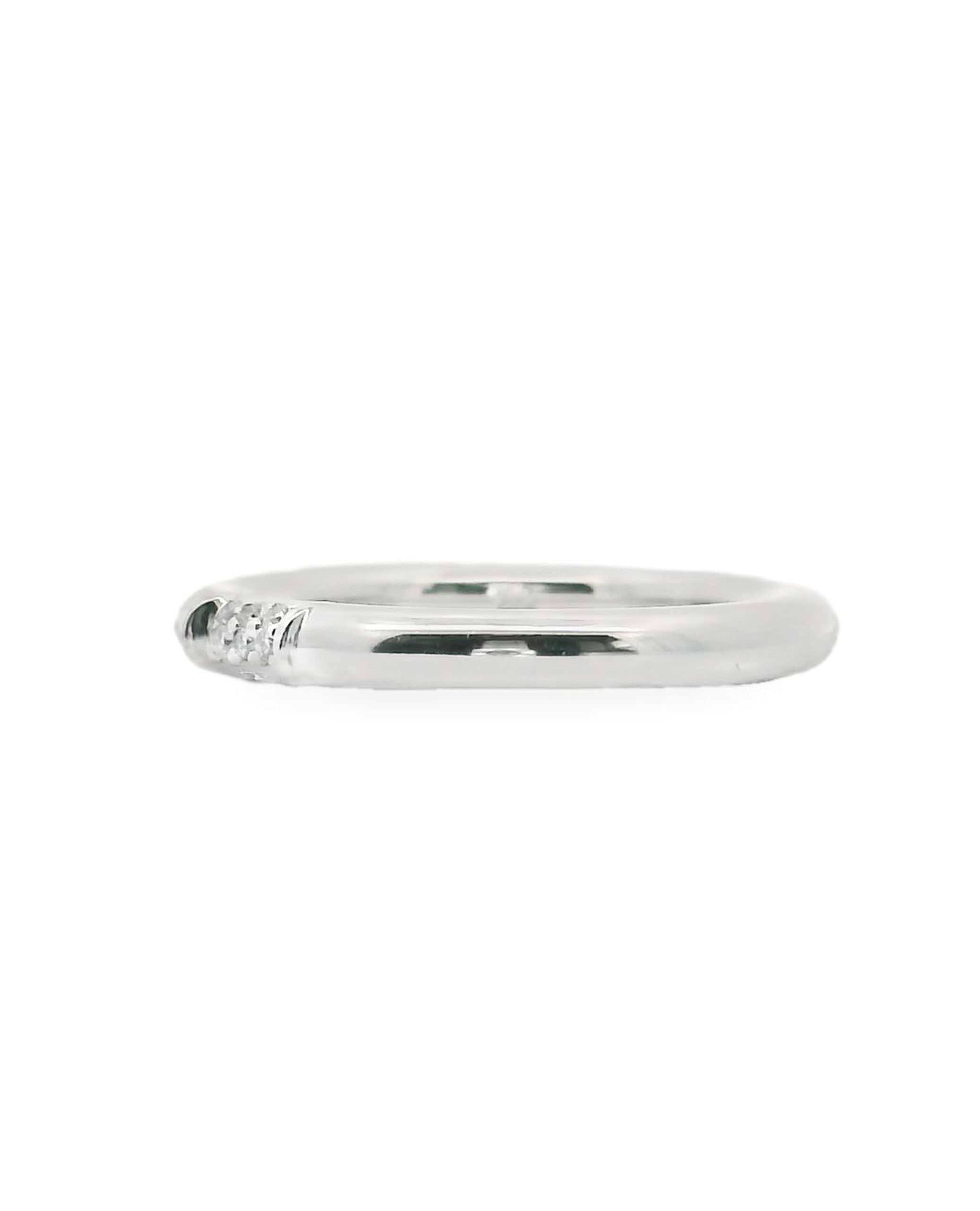 18K White Gold Ring with Diamond- Size 6.5
