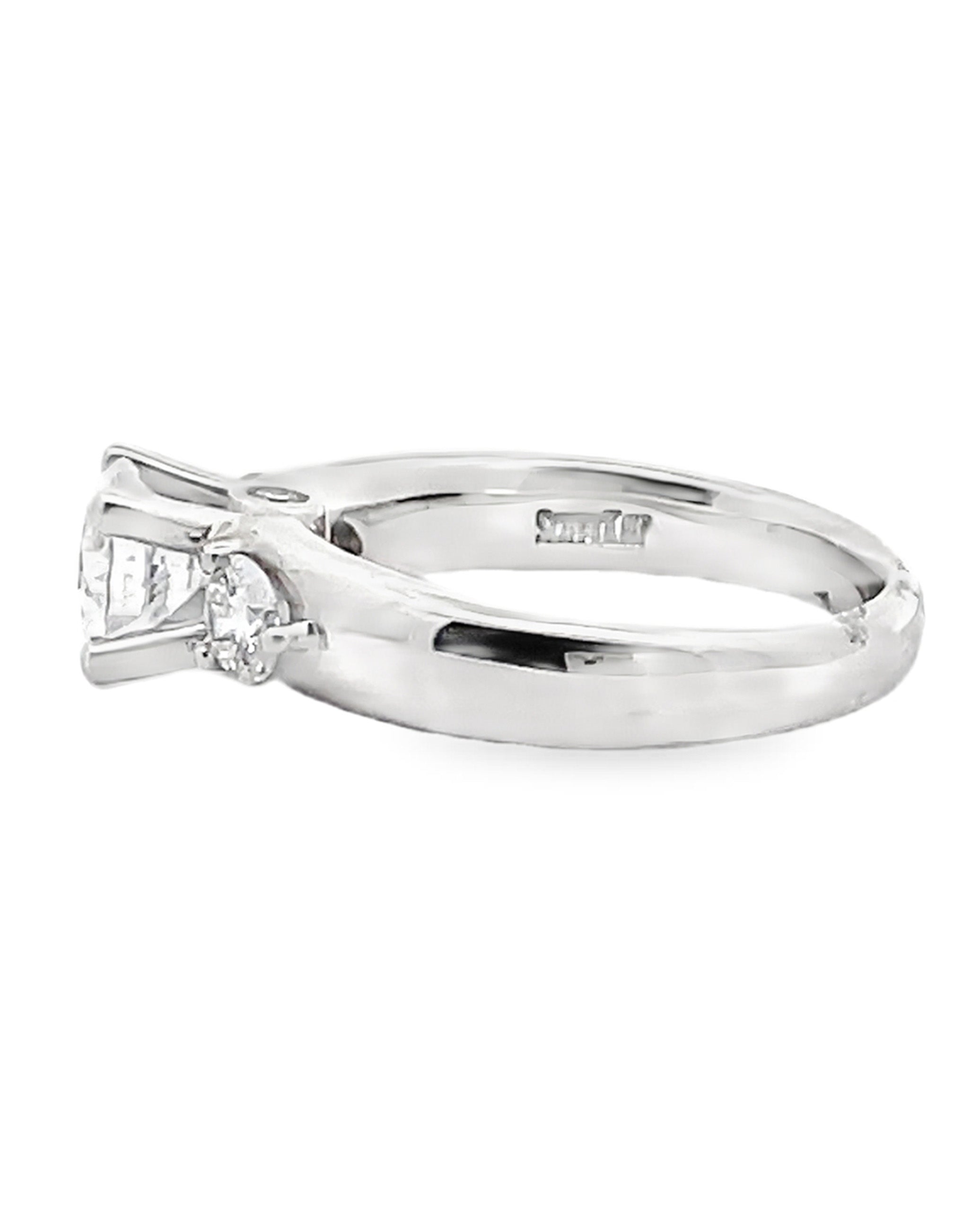 Scott Kay Contemporary Engagement Ring M1082