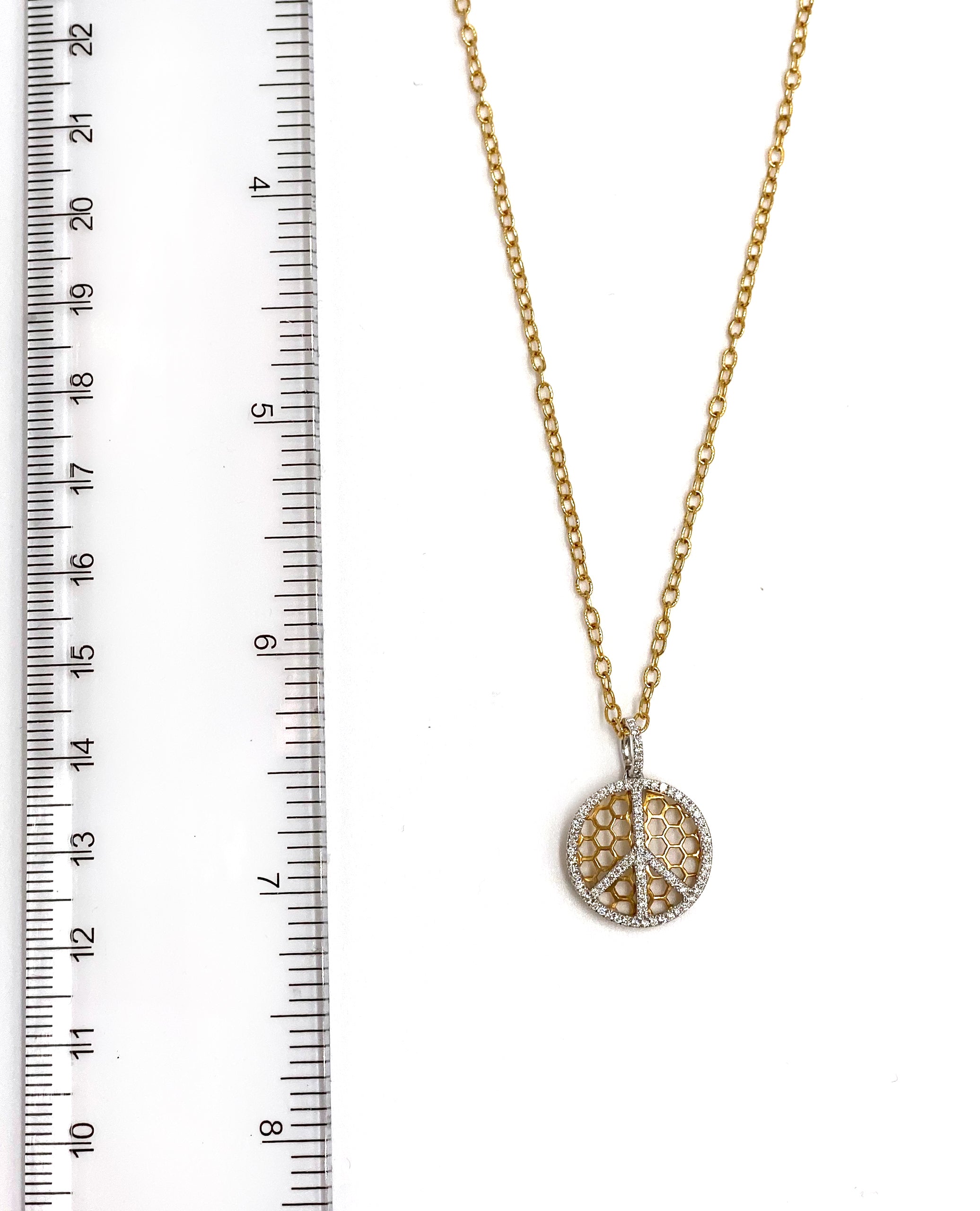 Round Honeycomb Peace Diamond Necklace in 18K Yellow Gold