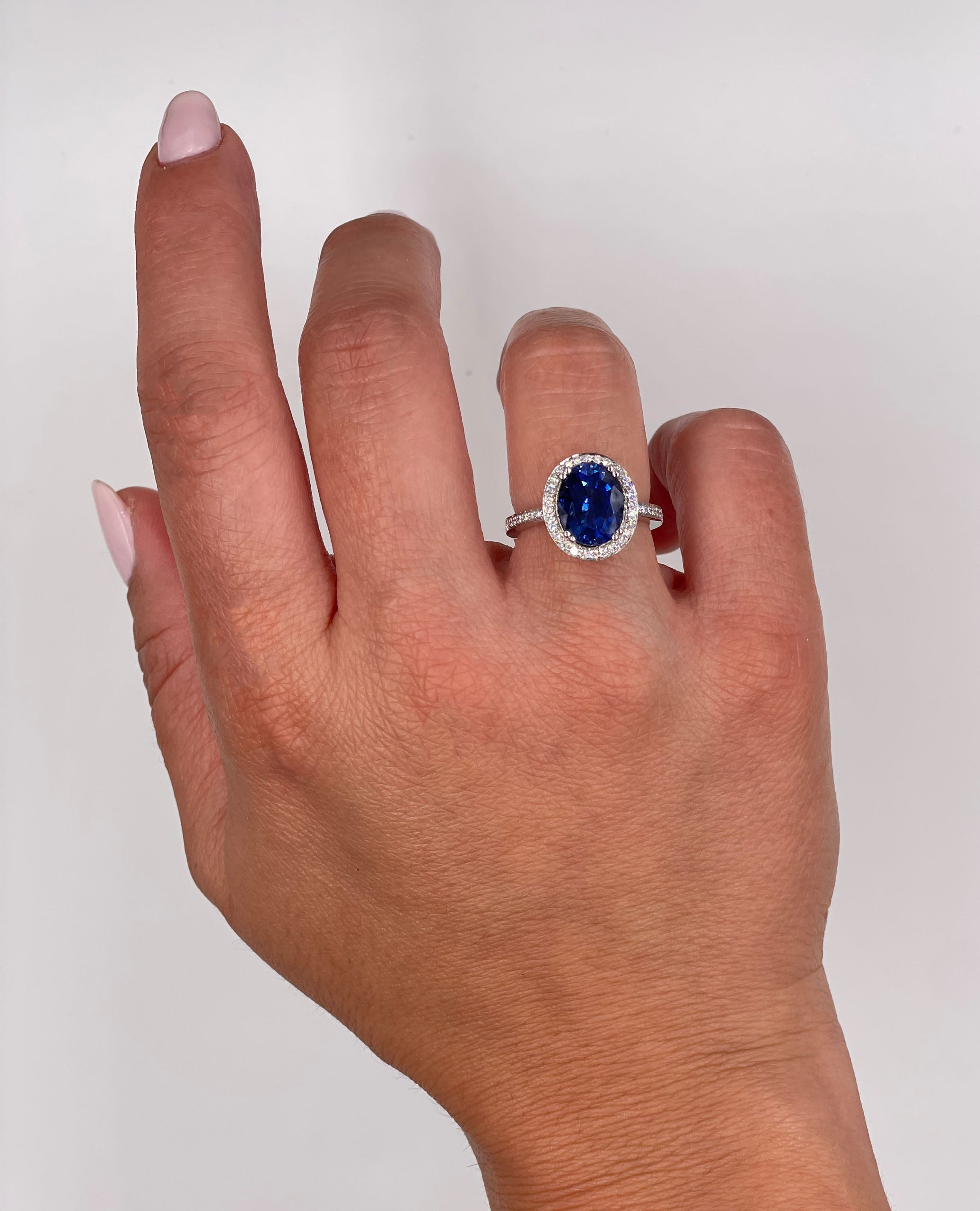 Vanna K 18K White Gold Round Diamonds and Oval Lab Grown Sapphire 3.68 Carats Ring