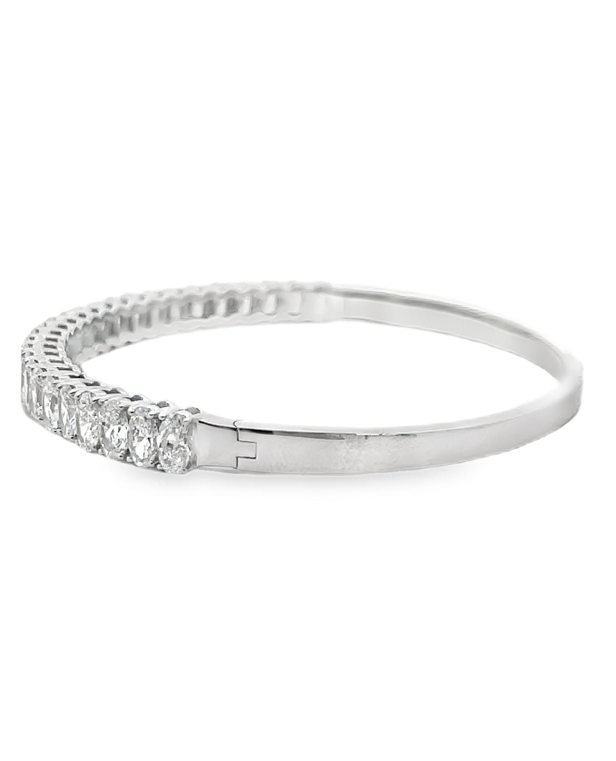 18K White Gold Bangle with Lab Grown Diamonds