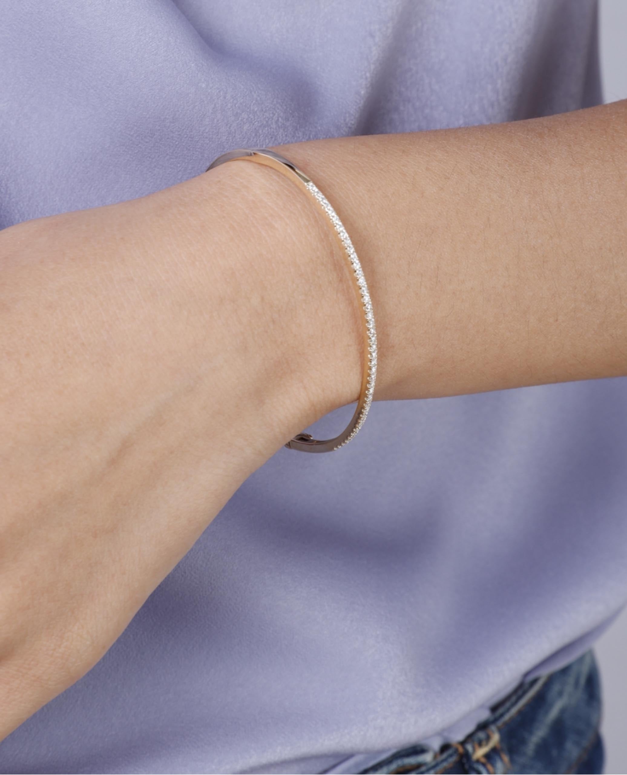 14K White Gold 0.43 Carat Diamond Bangle Bracelet