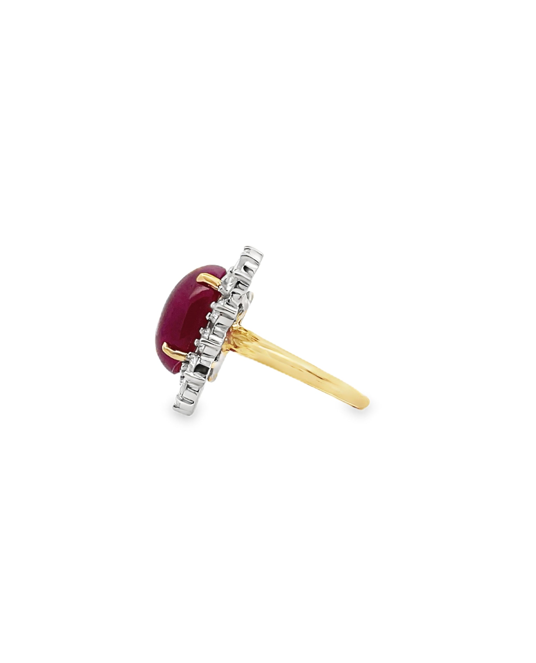 18K Yellow Gold Cabochon Ruby & Diamond Ring