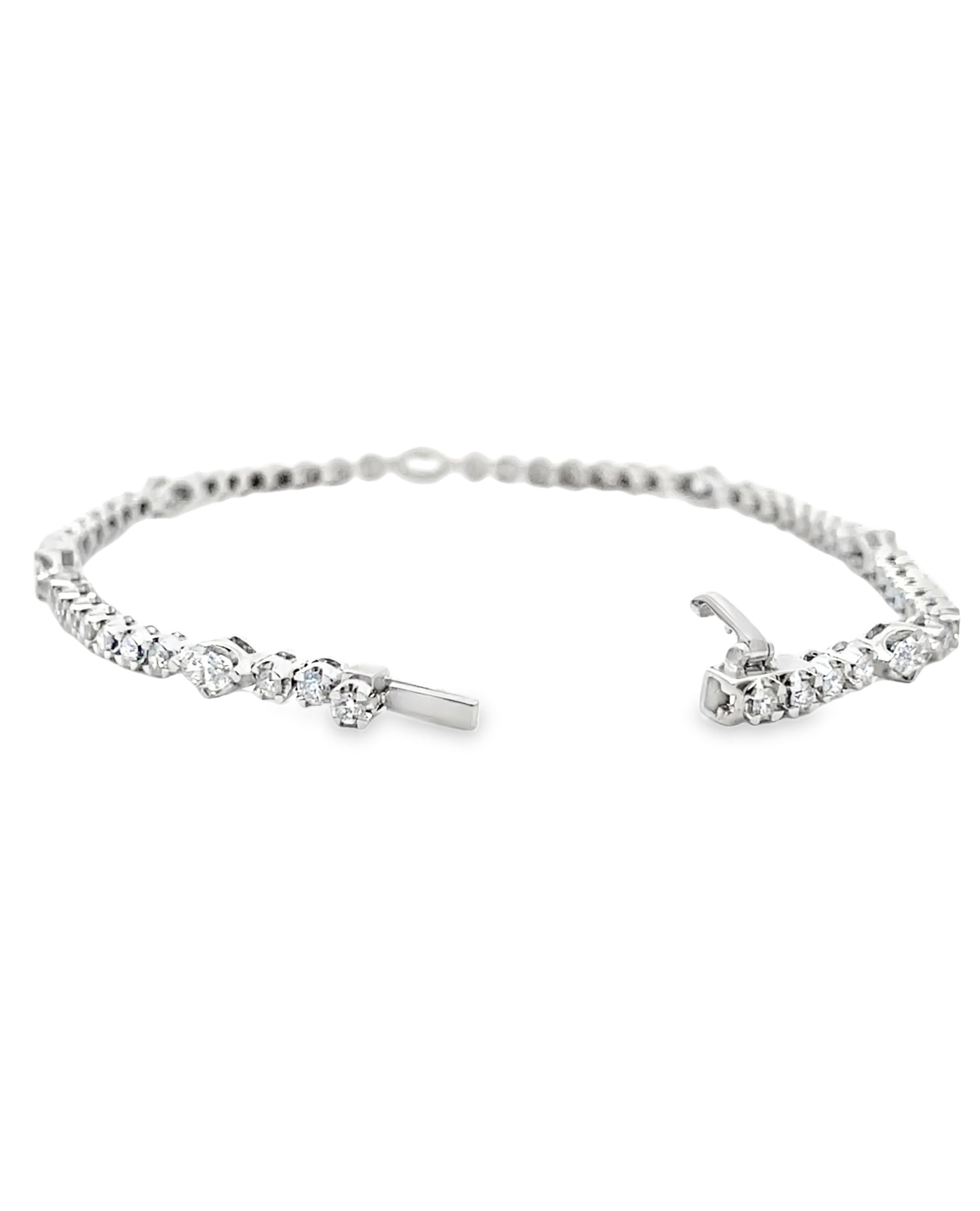 18K White Gold Marquise & Round Diamond Bracelet