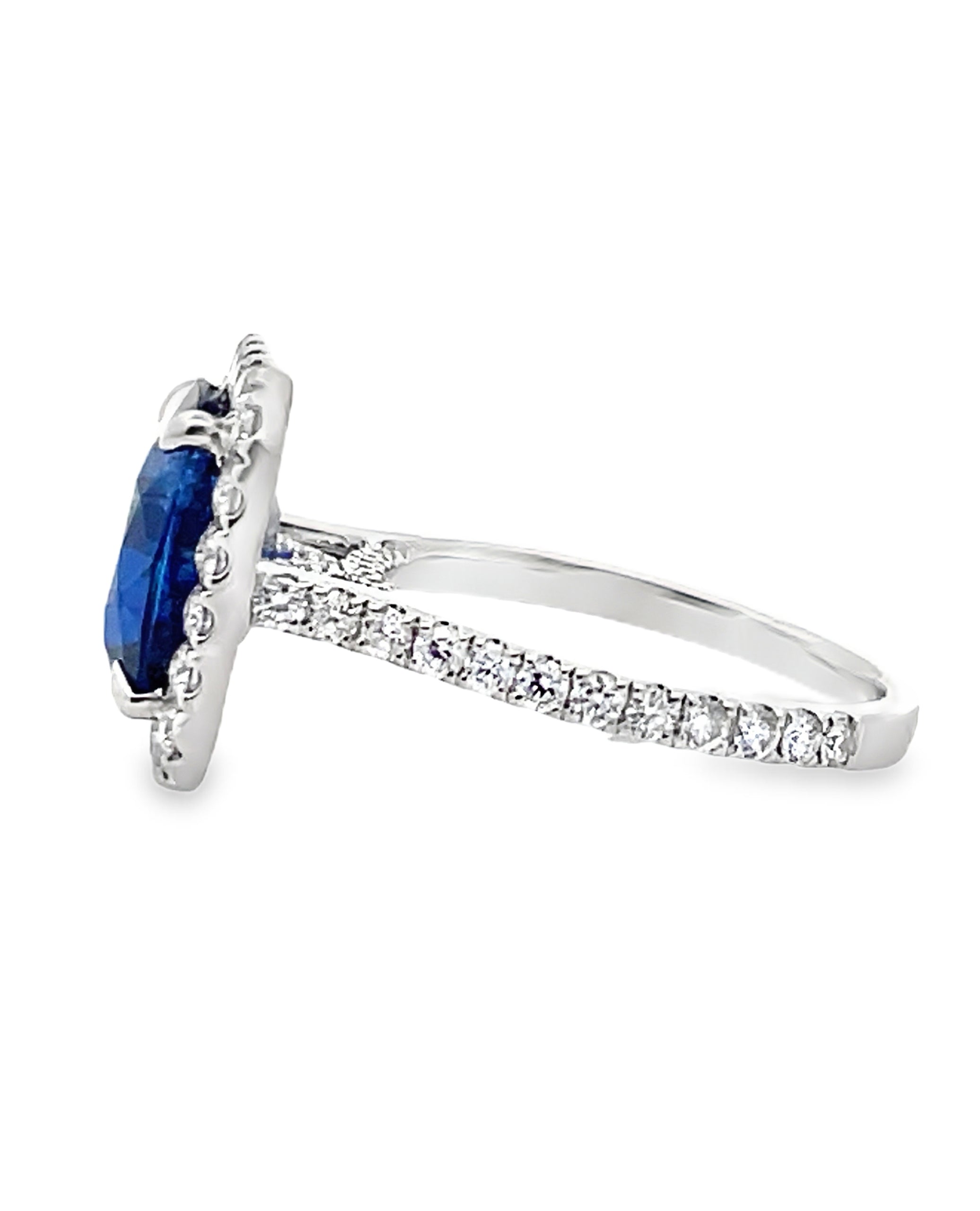 18K White Gold Blue Sapphire & Diamond Ring