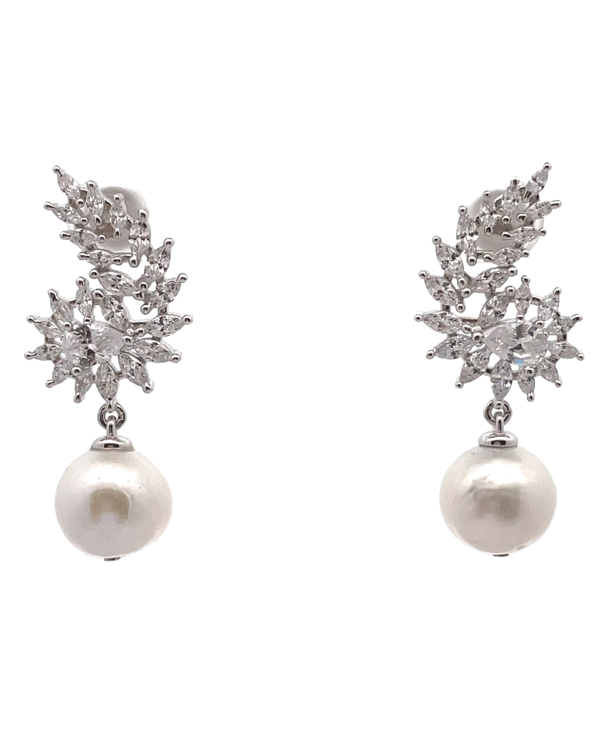 Sterling Silver Freshwater Pearl Danglings Earrings