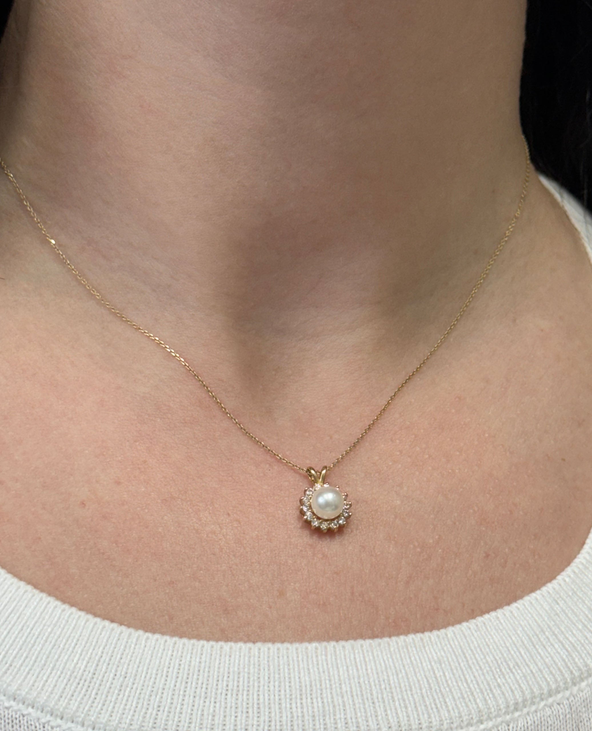 14K Yellow Gold Pearl & Diamond Pendant Necklace
