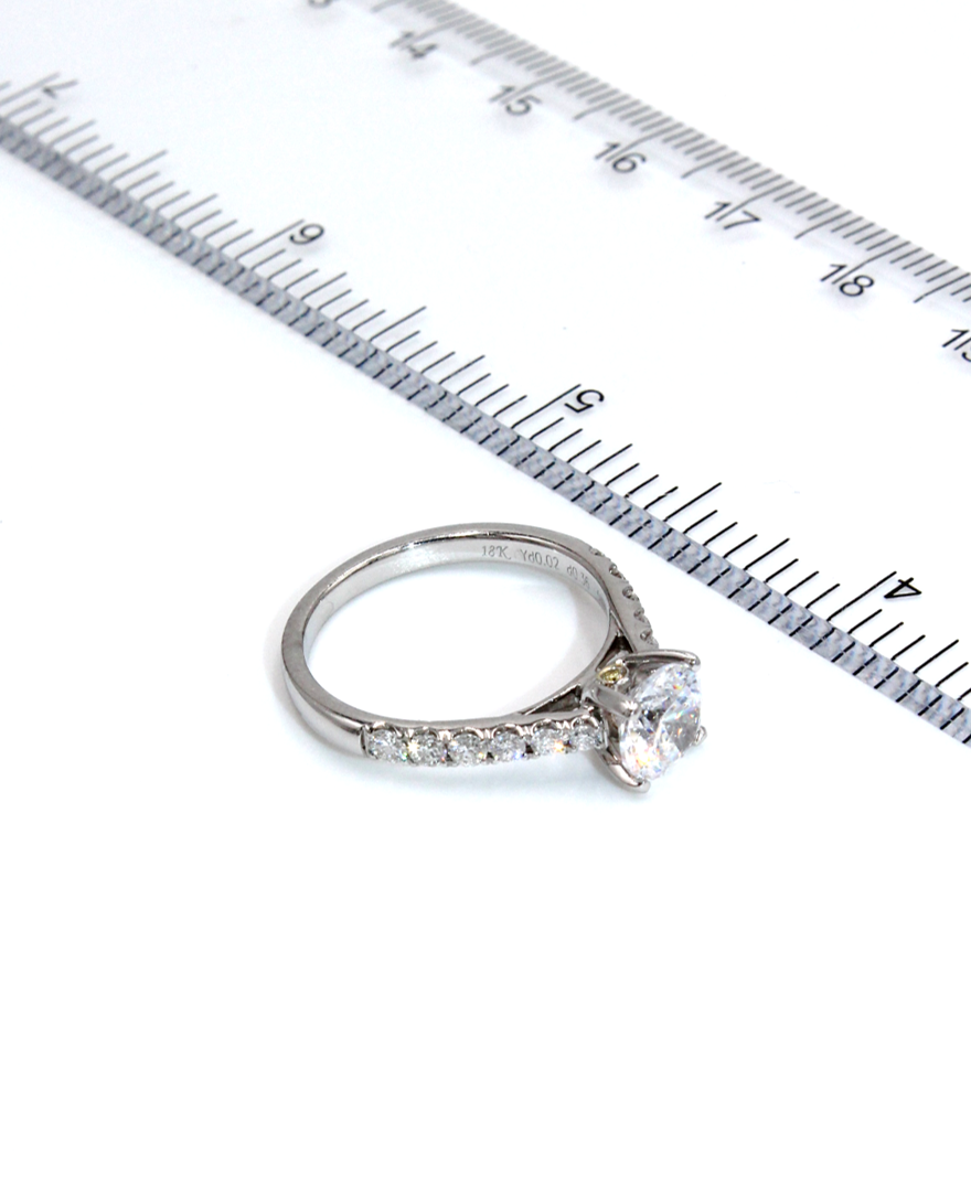 Simon G. MR1976 Engagement Ring