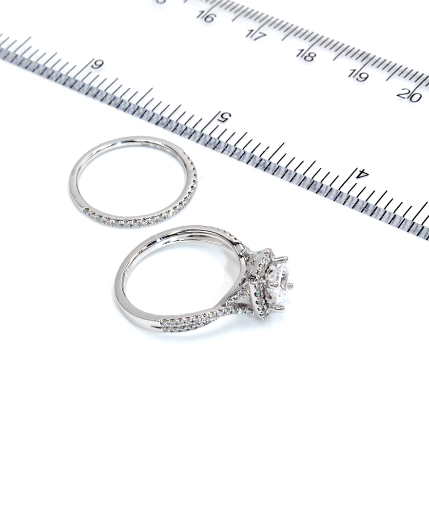 Simon G. NR468 Engagement Ring and Wedding Band Set