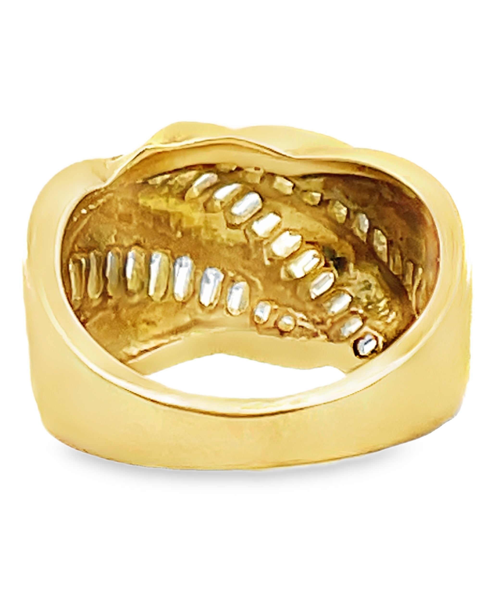 Vintage 18K Gold Diamond Ring with Overlapping Rows of Baguette Diamonds 1.50 Carats