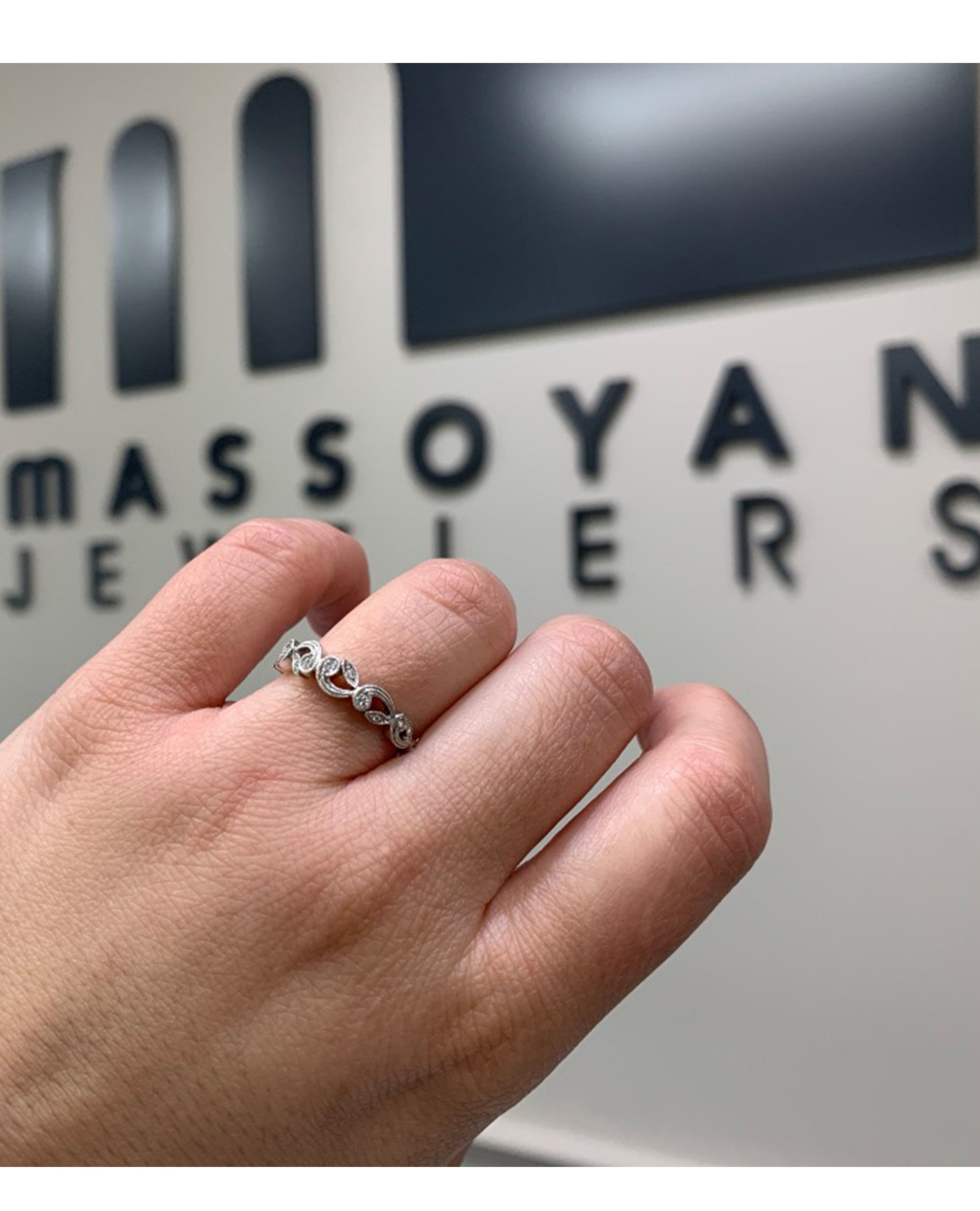 Simon G. TR473 Duchess Diamond Band