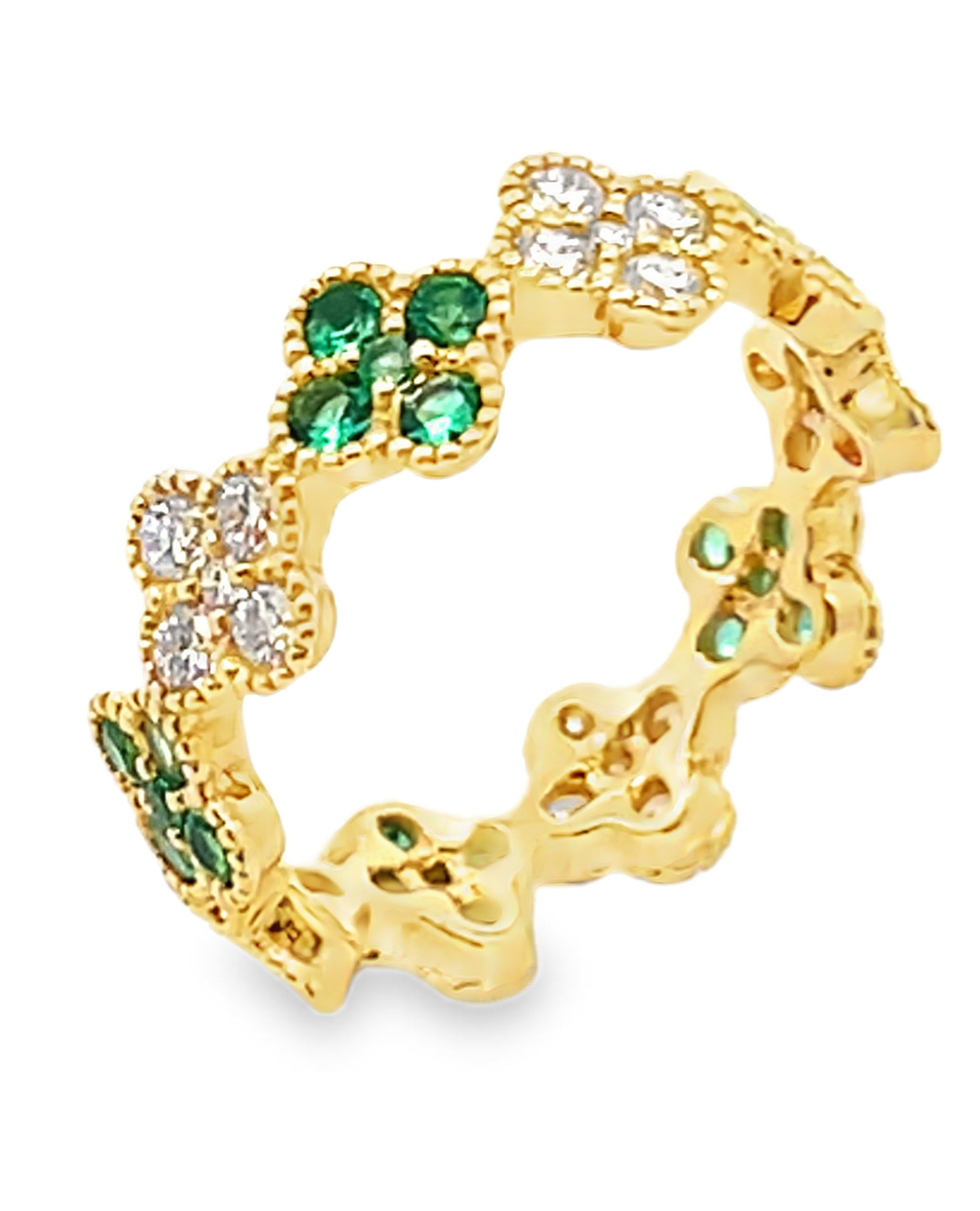 18K Yellow Gold 0.83 Carat Diamond & 0.56 carat Emerald Quatrefoil Ring