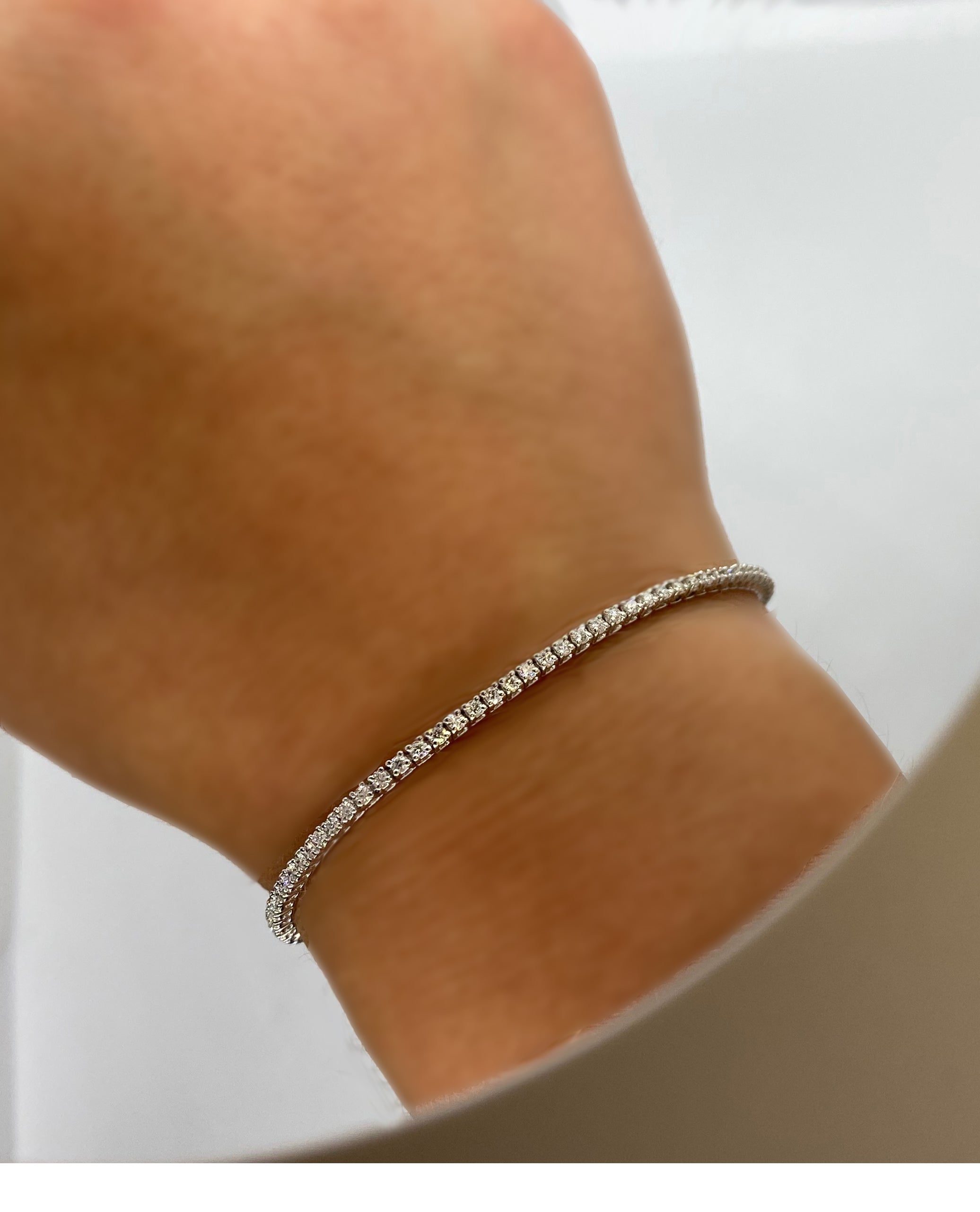 14K White Gold Tennis Bracelet - 1.18 carats