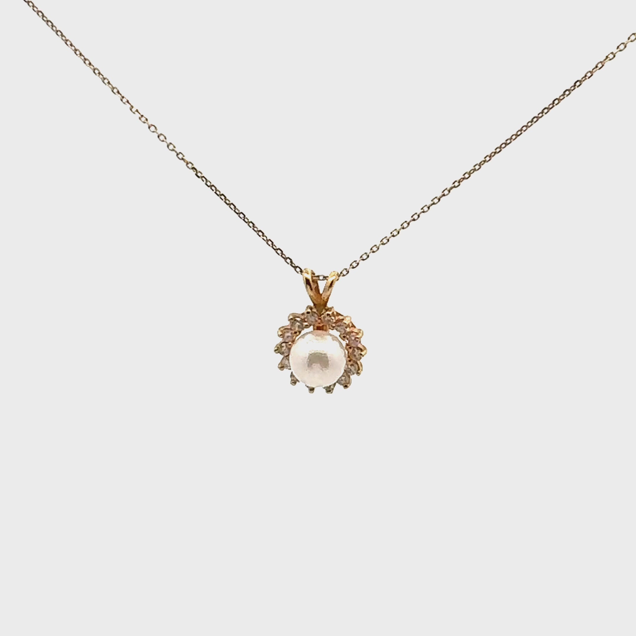 14K Yellow Gold Pearl & Diamond Pendant Necklace