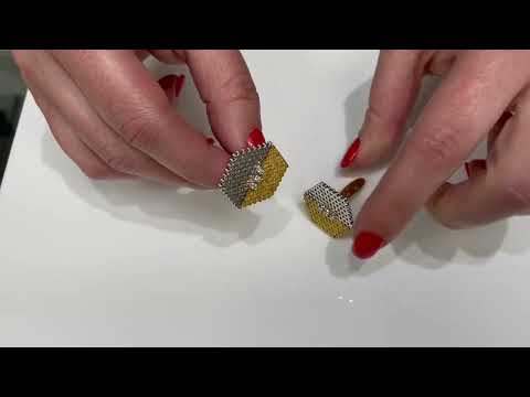 載入影片: Pre-owned 14k Yellow and White Gold Six-Sided Cuff Links with Diamonds