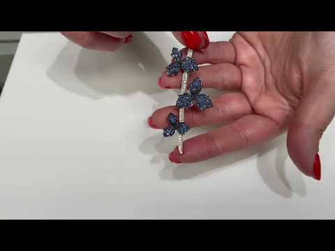 載入影片: Pre-owned 18K White Gold Sapphire and Diamond Bar Brooch