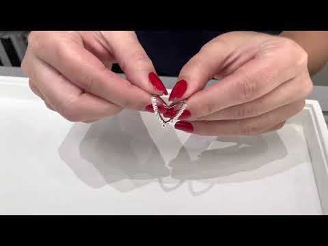 18K White Gold "V" Shape Diamond Ring