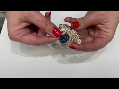 載入影片: Pre-owned 18K Yellow Gold Deep Intense Blue Sapphire Bee Pin