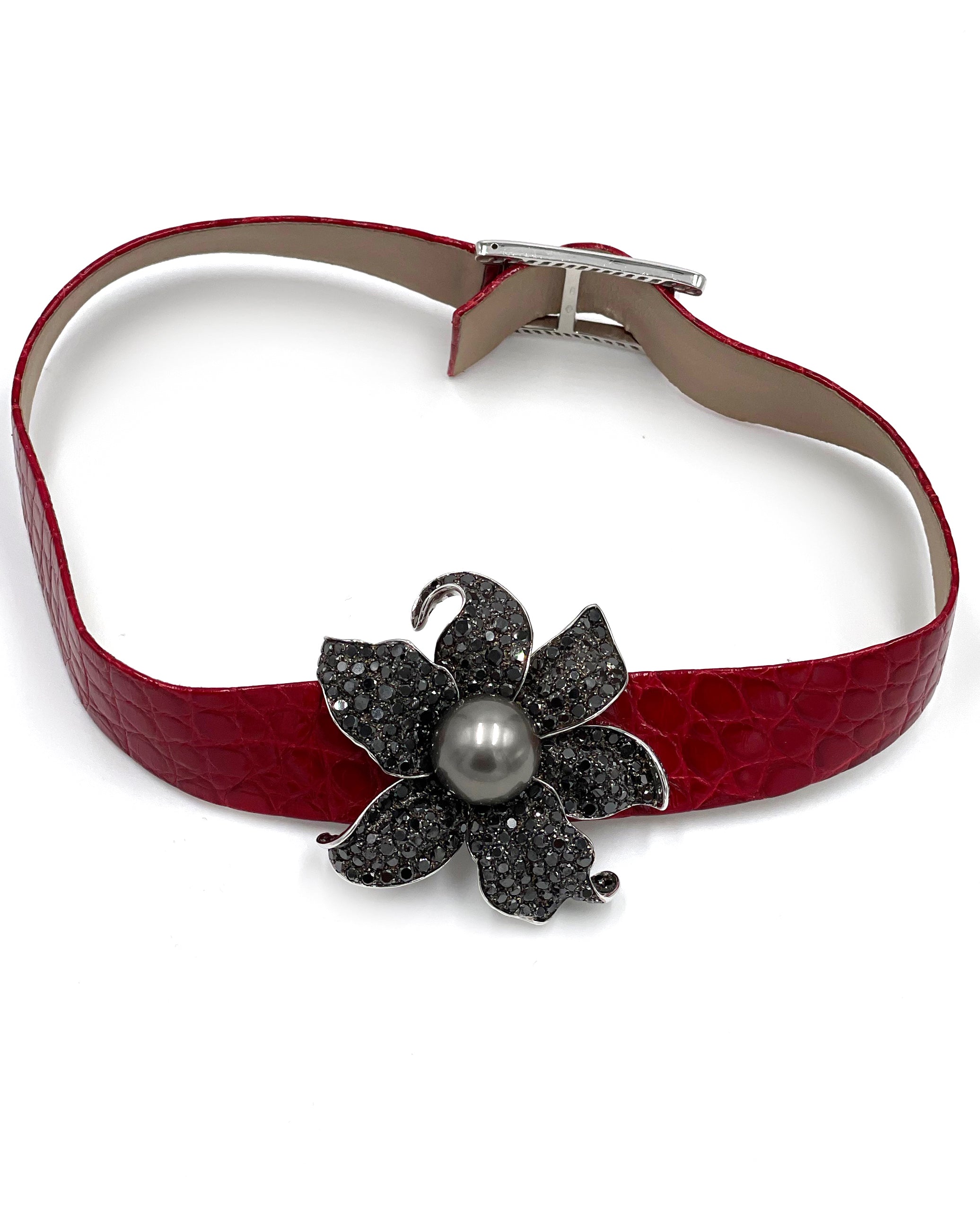 Pre-Owned Ambrosi 18K White Gold Black Diamond Flower Necklace with South Sea Pearl
