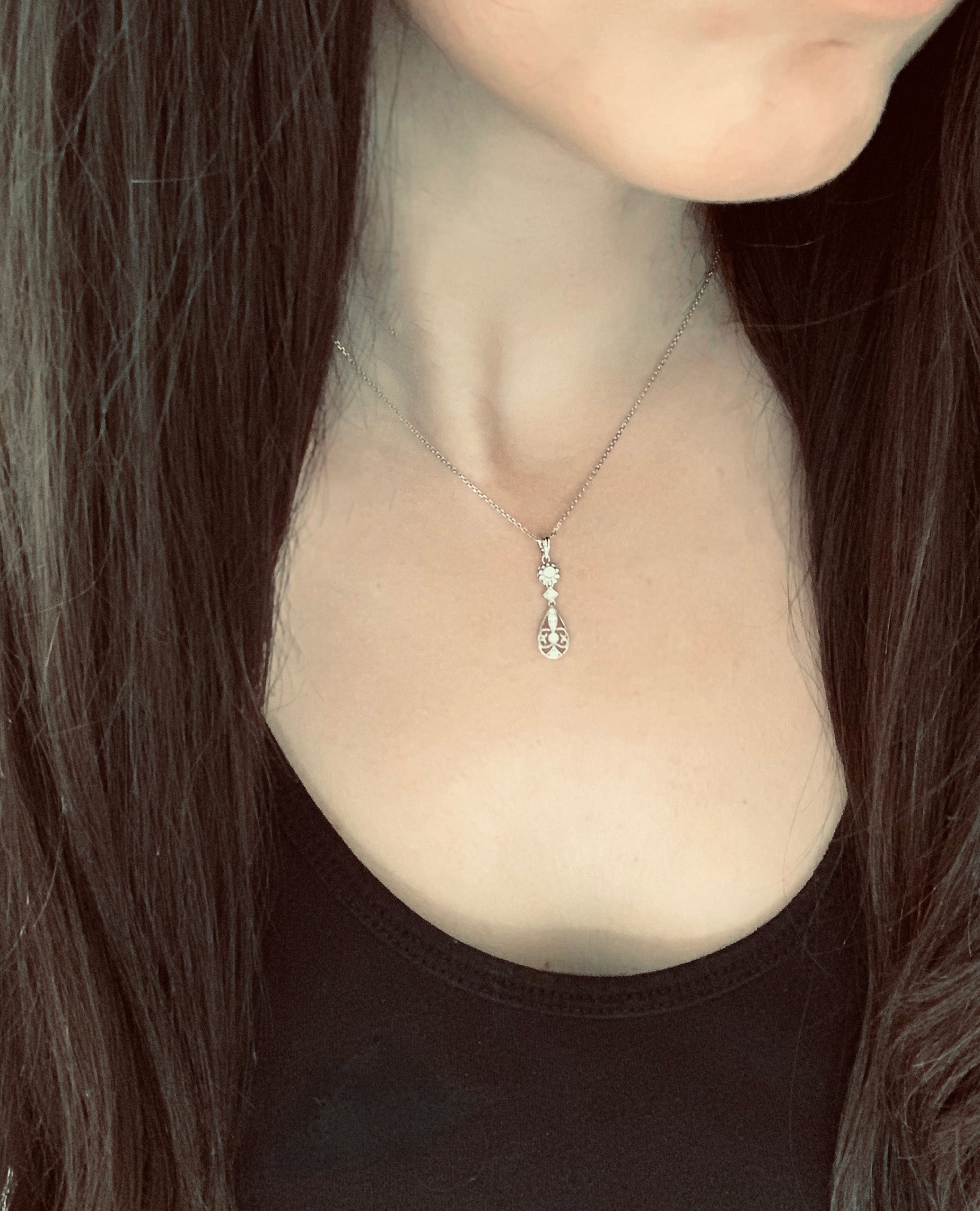 14K White Gold Diamond Drop Pendant