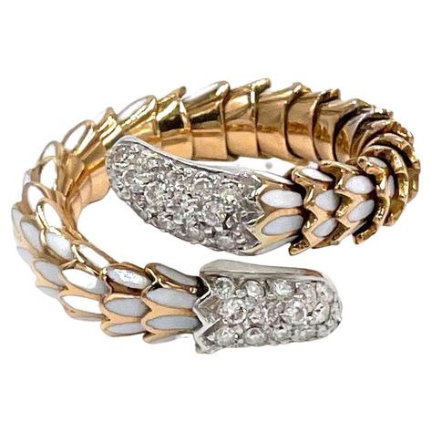 Pre-owned Roberto Coin Animalier 18K Gold Scale Wrap Ring with White Enamel & Diamonds