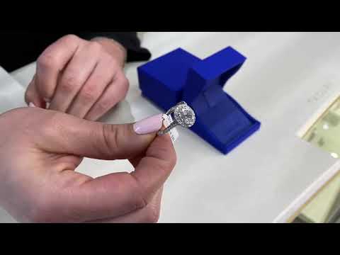 Tacori HT2571 OV8.5X6.5 Petite Crescent Platinum Engagement Ring