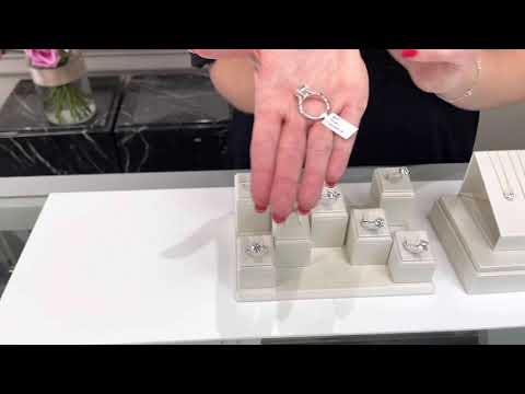 Tacori HT2625 Round Royal T Platinum Engagement Ring Setting with 0.22 Carat Diamonds