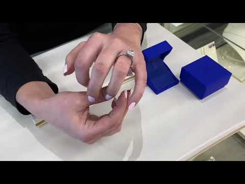 Tacori HT2571 Cushion Cut Petite Crescent Platinum Engagement Ring