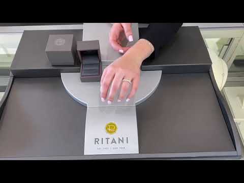 Ritani 21318AR Twist Ring