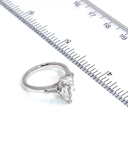 Platinum Ring with Baguette Diamonds