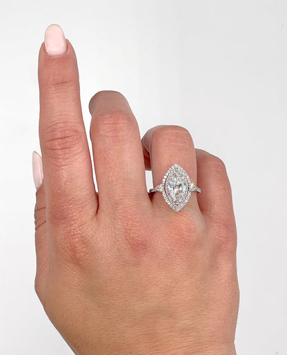 18K White Gold Diamond Ring with Lab Grown Marquise Center