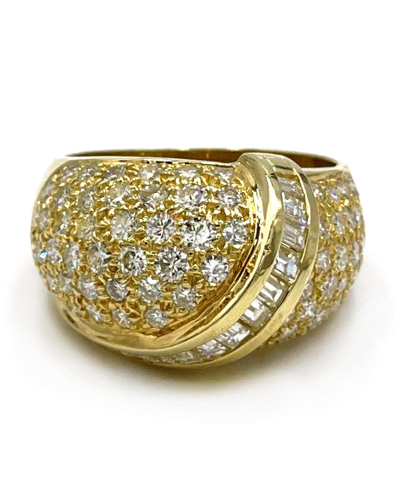 Vintage Dome Ring with Round and Baguette Diamonds 2.65 Carats in 18K Yellow Gold