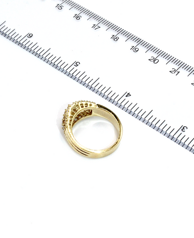 Vintage Marquise Emerald Ring with Round and Baguette Diamonds in 18K Yellow Gold