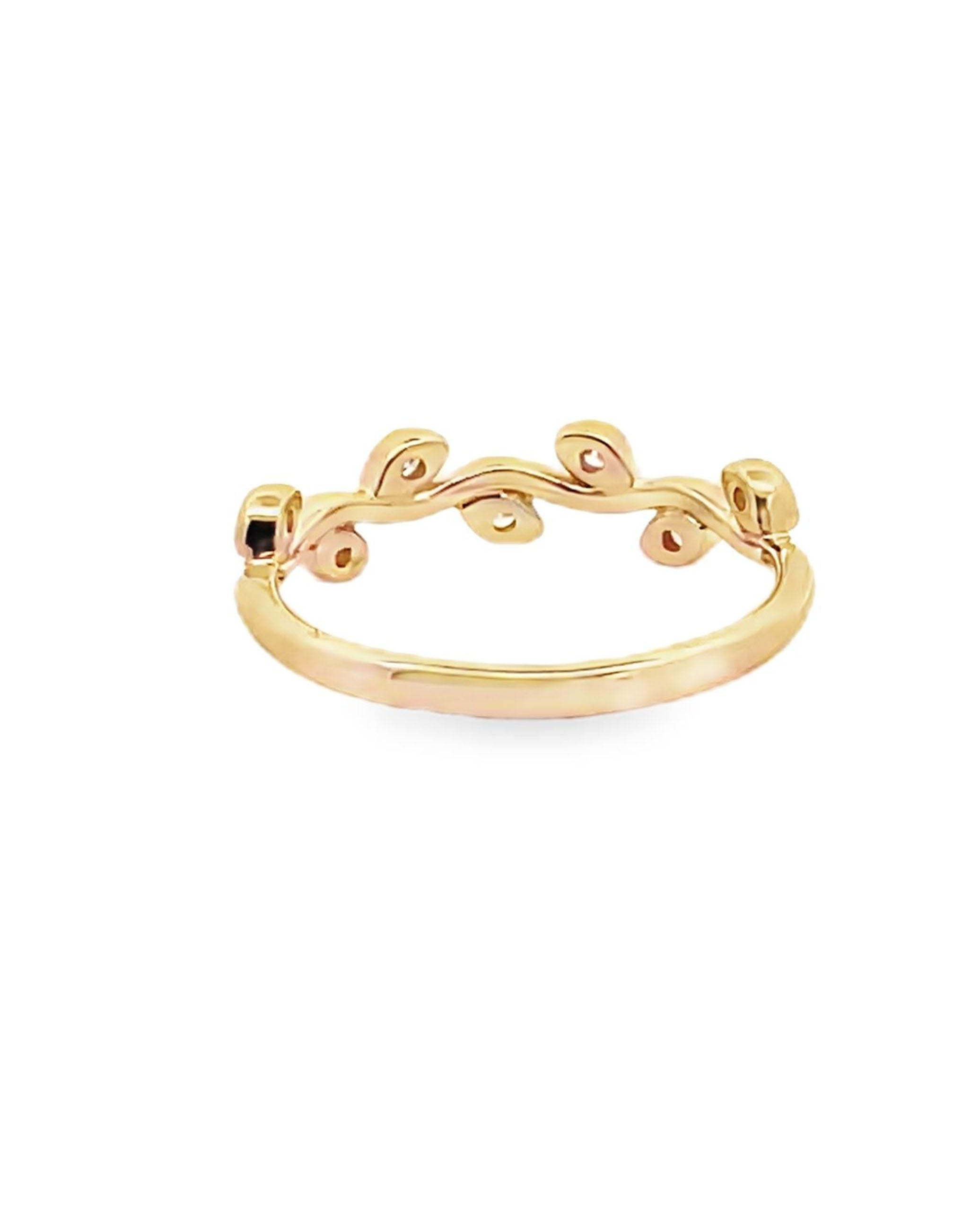 14K Yellow Gold Wedding Ring with Diamonds- Size 7