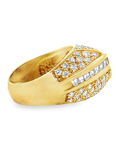 Vintage Dome Ring Set in 18K Yellow Gold with 1.90 Carats of Diamonds