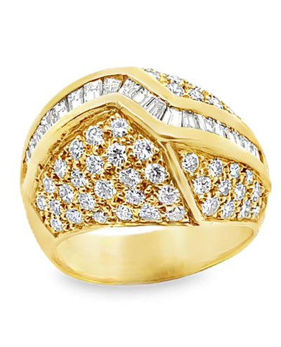 Vintage Dome Ring Set in 18K Yellow Gold with 1.90 Carats of Diamonds
