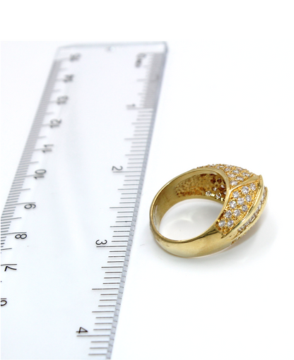 Vintage Diamond Ring Set in 18K Yellow Gold with 1.90 Carats of Diamonds