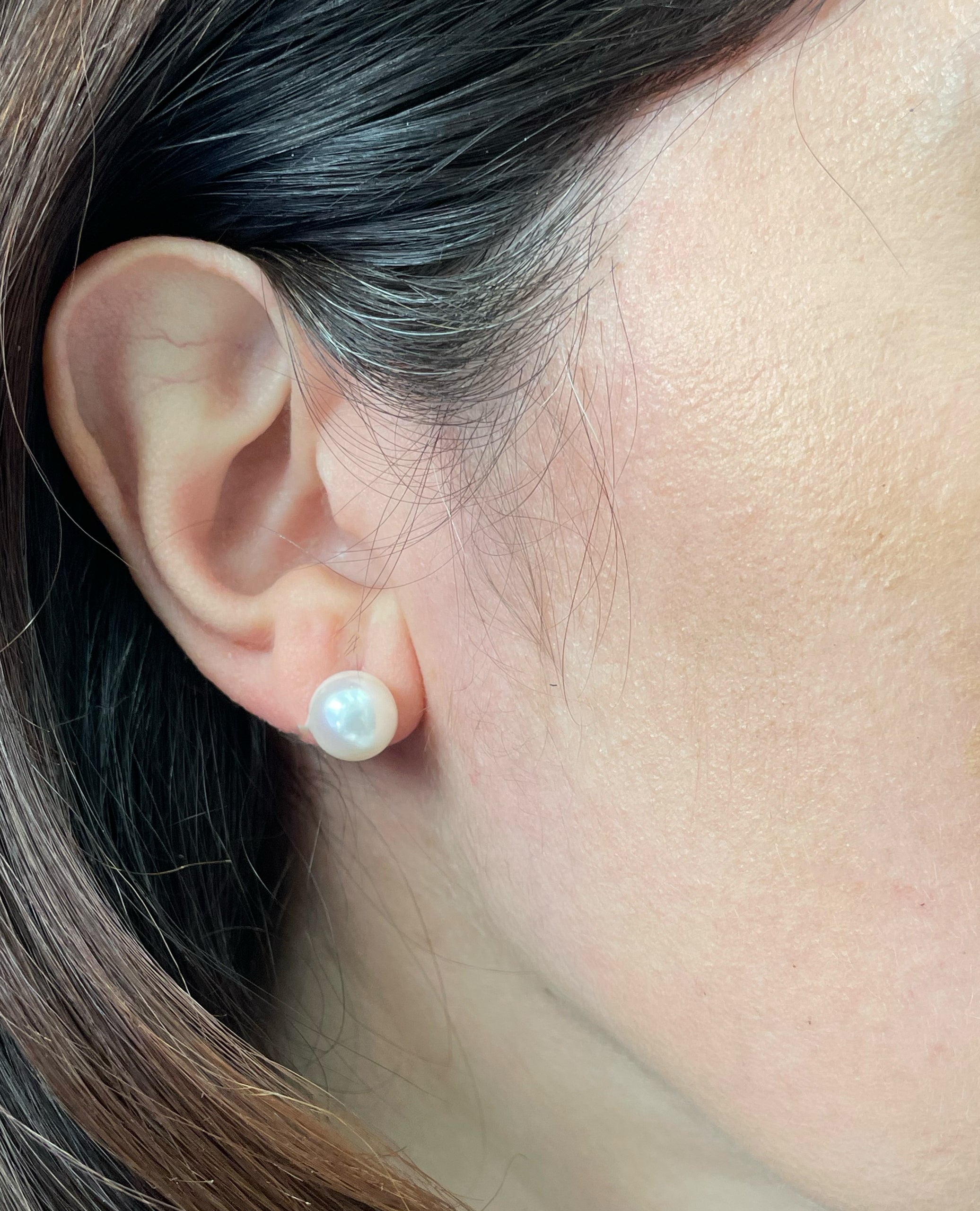 14K Yellow Gold 9.5mm Akoya Pearl Stud Earrings with Pushbacks