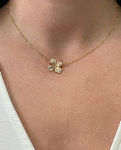 18K Yellow Gold Diamond Floral Necklace