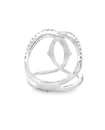 18K White Gold Interlocking Diamond Fashion Ring