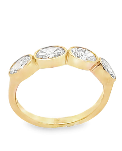 18K Yellow Gold Oval Diamond Fashion Ring